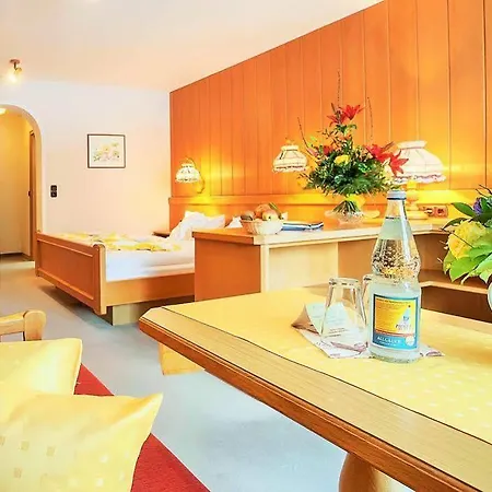 ホテル Berg- Und Aktivhotel Edelsberg Gmbh バート・ヒンデラング