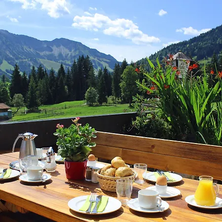 Berg- Und Aktivhotel Edelsberg Gmbh Hotell 3*