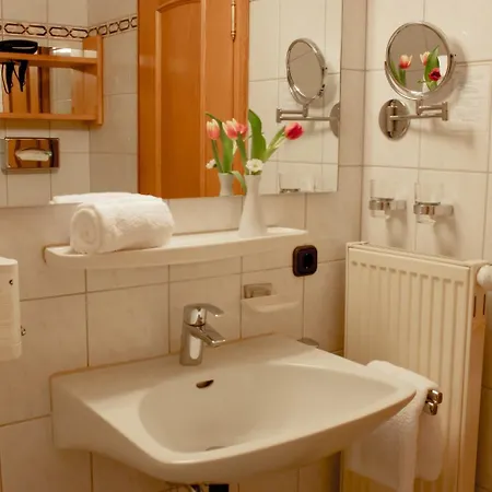 Berg- Und Aktivhotel Edelsberg Gmbh Hotell 3*