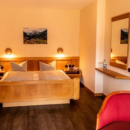 Berg- Und Aktivhotel Edelsberg Gmbh Hotell
