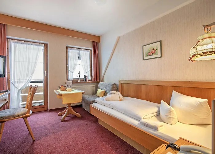 Berg- Und Aktivhotel Edelsberg Gmbh Hotel 3*